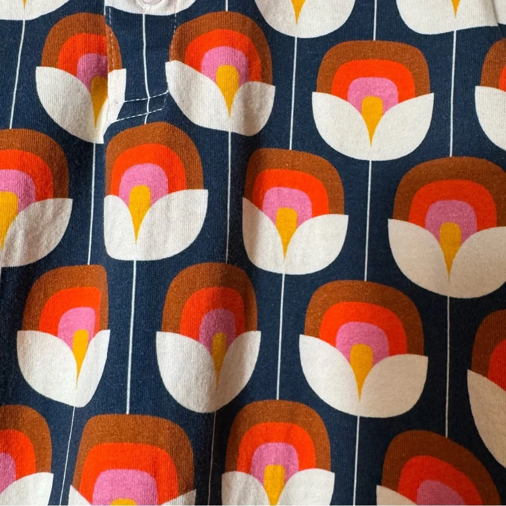 The OAKS Apparel Company Girls‎ Size 7 Dress Retro Print NWOT